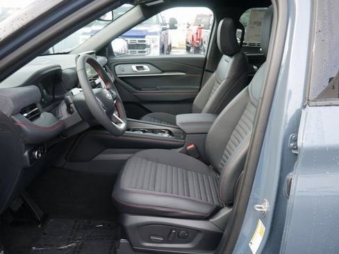 New 2026 Ford Explorer ST-Line w/ ST-Line Street Pack AWD/4WD image 2