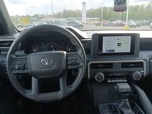 Used 2024 Toyota Tacoma SR AWD/4WD image 25