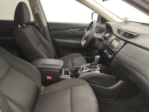 Used 2018 Nissan Rogue SV AWD/4WD image 21