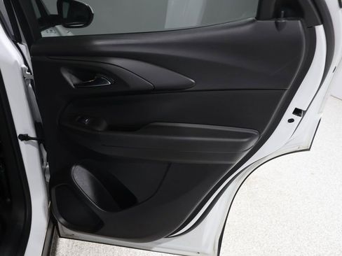 Used 2025 Chevrolet TrailBlazer LT image 23