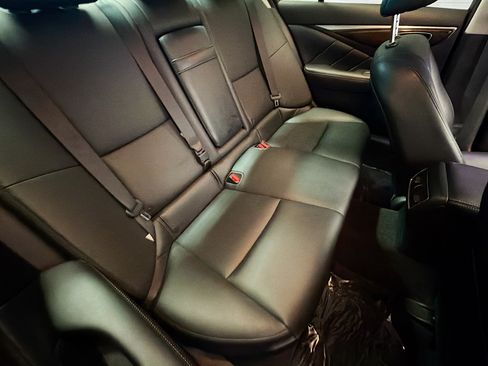 Used 2019 INFINITI Q50 Luxe w/ Essential Package (3.0T Luxe) RWD image 14