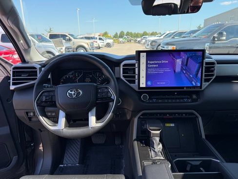 Used 2023 Toyota Tundra Limited w/ Power Package AWD/4WD image 15