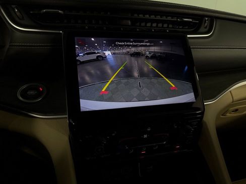 Used 2024 Jeep Grand Cherokee L Limited w/ Trailer Tow Package image 16