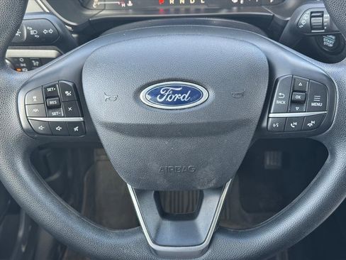 Used 2021 Ford Escape SE image 12