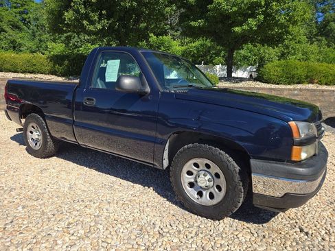 Used 2006 Chevrolet Silverado 1500 W/T RWD image 9