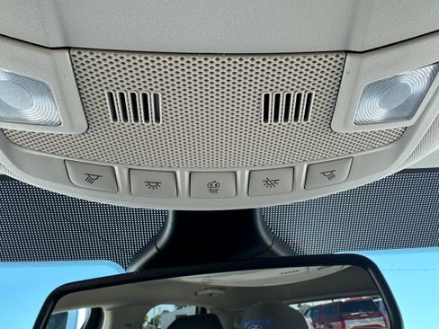 Used 2024 Ford Edge Titanium image 31