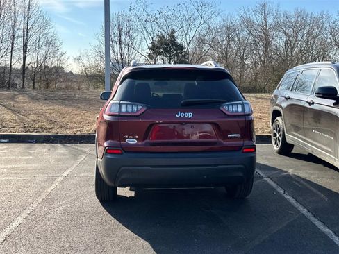 Used 2019 Jeep Cherokee Latitude Plus image 5