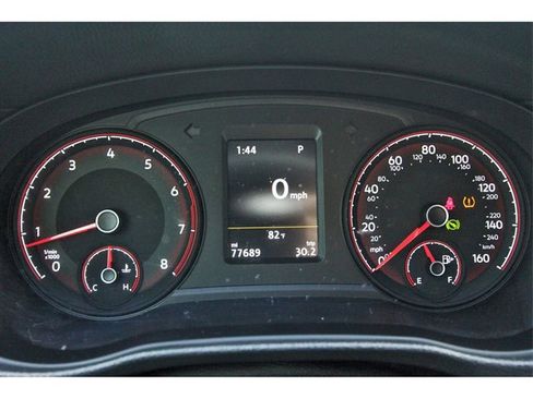 Used 2022 Volkswagen Passat 2.0T R-Line image 15