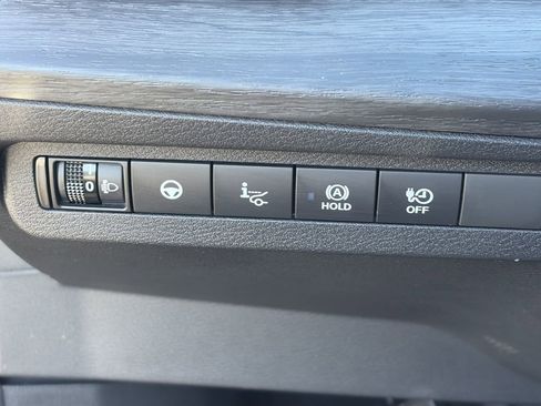 Certified 2023 Nissan Ariya FWD image 23