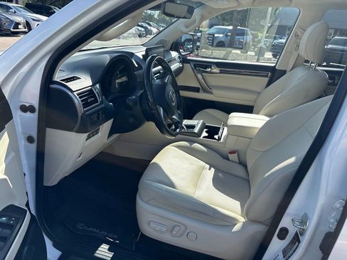 Used 2022 Lexus GX 460 Premium AWD/4WD image 19