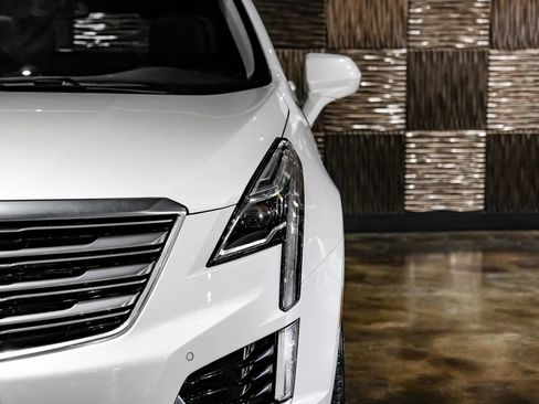 Used 2019 Cadillac XT5 Premium Luxury FWD image 53