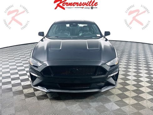 Used 2022 Ford Mustang GT Premium w/ Equipment Group 401A image 2