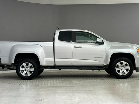Used 2017 GMC Canyon SLE w/ SLE Convenience Package RWD image 8