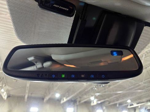 Certified 2018 Toyota Tundra Platinum image 14