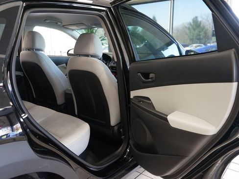 Used 2022 Hyundai Kona SEL w/ Cargo Package image 43