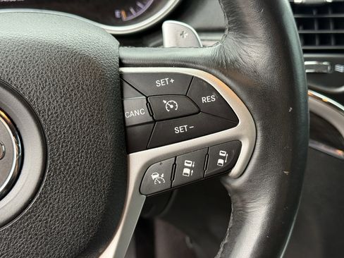 Used 2016 Jeep Grand Cherokee High Altitude RWD image 17