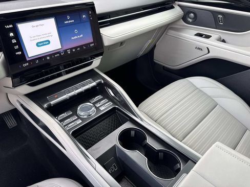 New 2026 Lincoln Nautilus Reserve AWD/4WD image 25