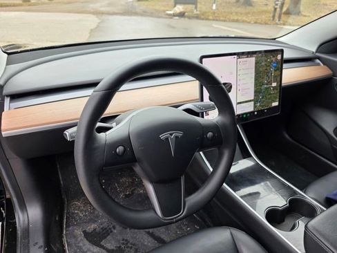 Used 2020 Tesla Model 3 Performance AWD/4WD image 10