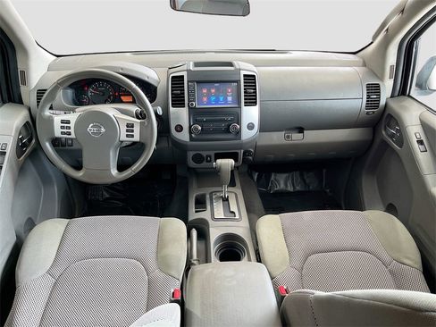 Used 2019 Nissan Frontier SV image 20