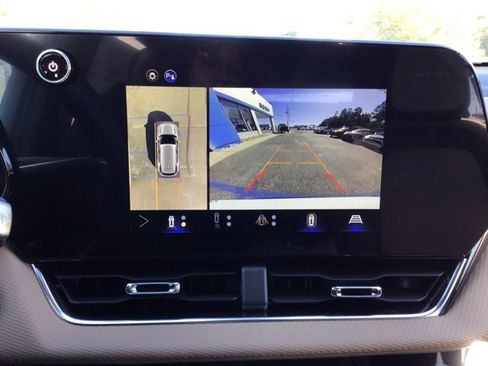 New 2026 Chevrolet Equinox ACTIV w/ Convenience Package III image 13