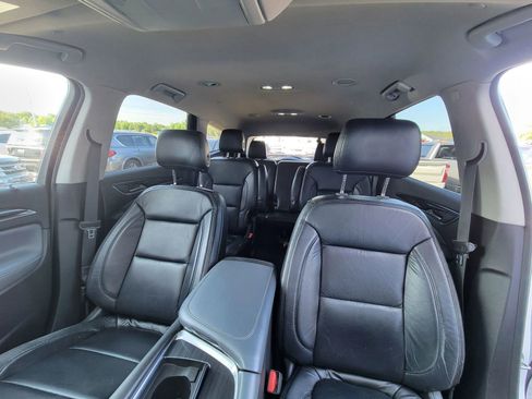 Used 2018 Buick Enclave FWD image 16