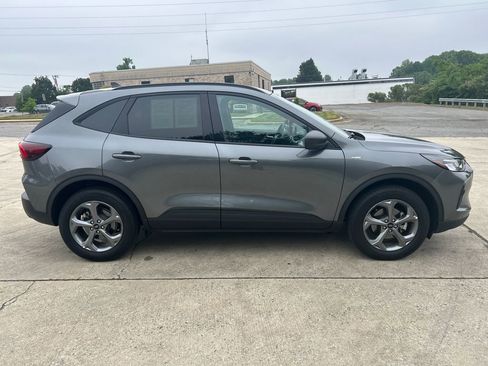 Used 2025 Ford Escape ST-Line AWD/4WD image 7