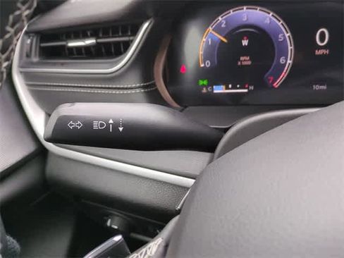 New 2025 Jeep Grand Cherokee L Altitude image 28