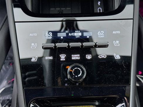 New 2026 Porsche Cayenne AWD/4WD image 18