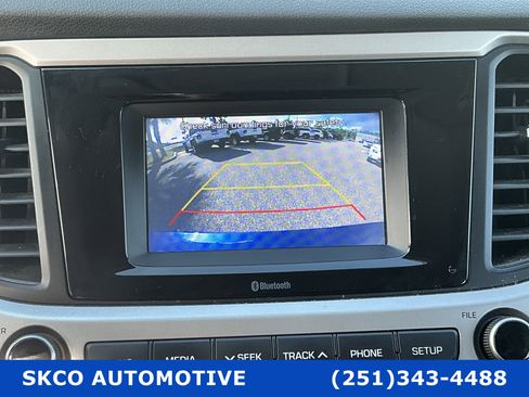 Used 2021 Hyundai Accent SE image 17