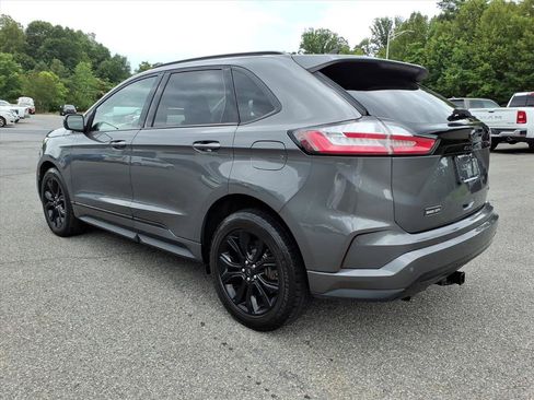 Used 2022 Ford Edge SE w/ Black Appearance Package AWD/4WD image 6