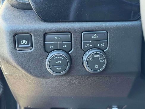 Used 2026 Chevrolet Silverado 1500 LT AWD/4WD image 17