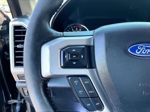 Used 2018 Ford F150 Lariat w/ Equipment Group 502A Luxury AWD/4WD image 20