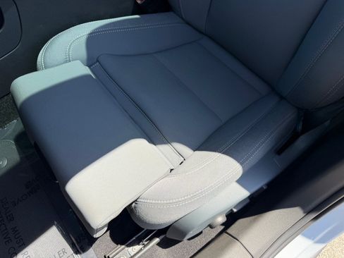 Used 2024 Polestar Polestar 2 w/ Pilot Pack RWD image 21