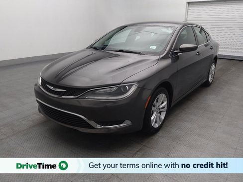 Used 2016 Chrysler 200 Limited image 1
