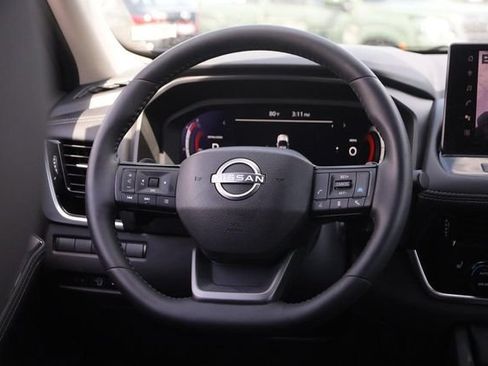 Certified 2025 Nissan Rogue SL w/ Tech Package AWD/4WD image 26