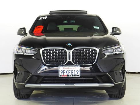 Used 2023 BMW X4 xDrive30i w/ Premium Package AWD/4WD image 3