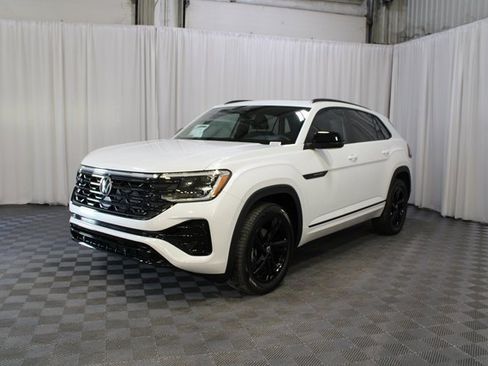 New 2026 Volkswagen Atlas Cross Sport SEL R-Line image 27