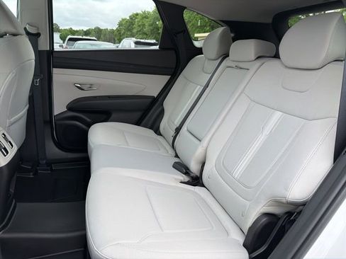 Certified 2025 Hyundai Tucson SEL FWD image 24