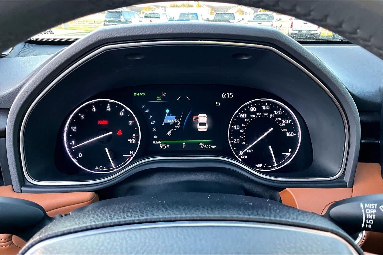 Used 2020 Toyota Avalon Limited FWD image 26