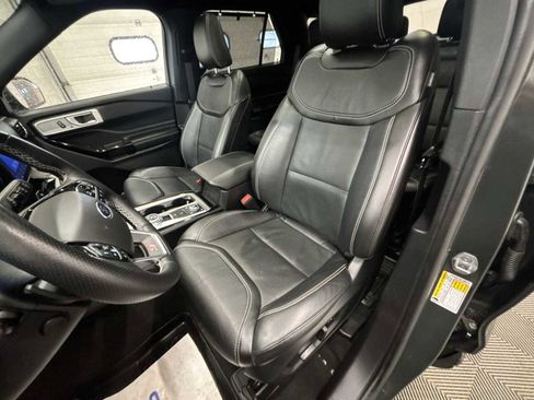 Used 2022 Ford Explorer ST w/ Equipment Group 401A AWD/4WD image 13