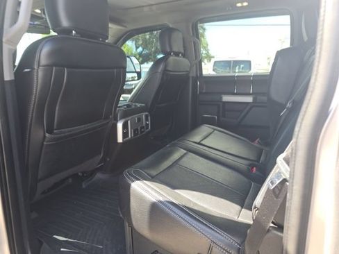 Used 2020 Ford F350 Lariat w/ Lariat Ultimate Package AWD/4WD image 7