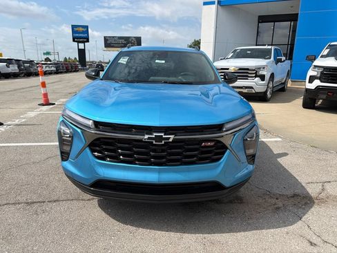 New 2026 Chevrolet Trax RS FWD image 8
