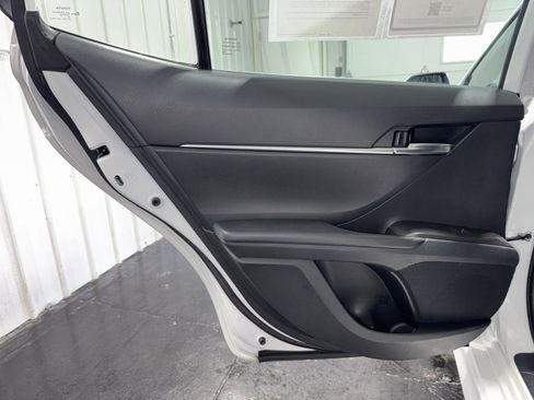 Used 2024 Toyota Camry SE FWD image 15