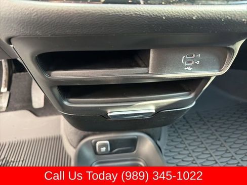 New 2026 Chrysler Voyager LX image 18