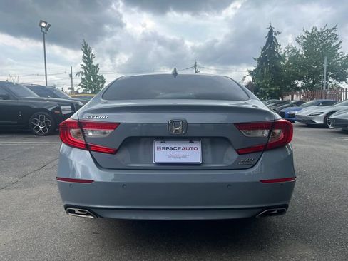 Used 2021 Honda Accord Touring image 6