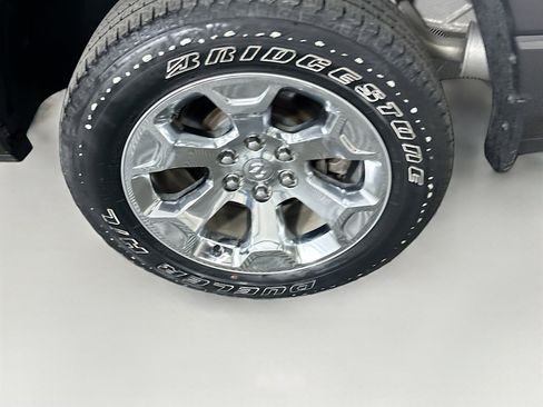 Used 2022 RAM 1500 Big Horn AWD/4WD image 11