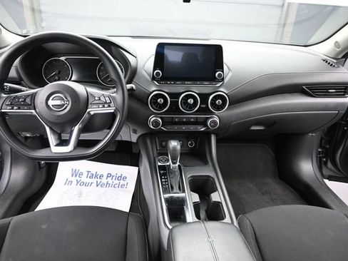 Used 2024 Nissan Sentra SV FWD image 31