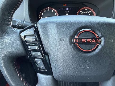 Used 2025 Nissan Frontier PRO-4X w/ Pro Premium Package AWD/4WD image 15