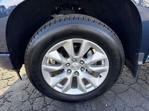 Certified 2023 Chevrolet Silverado 1500 Custom image 18