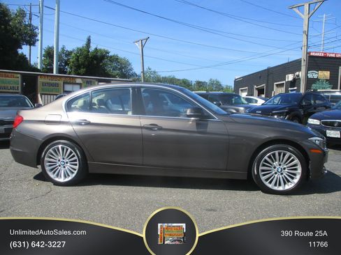 Used 2015 BMW 328i xDrive Sedan AWD/4WD image 4